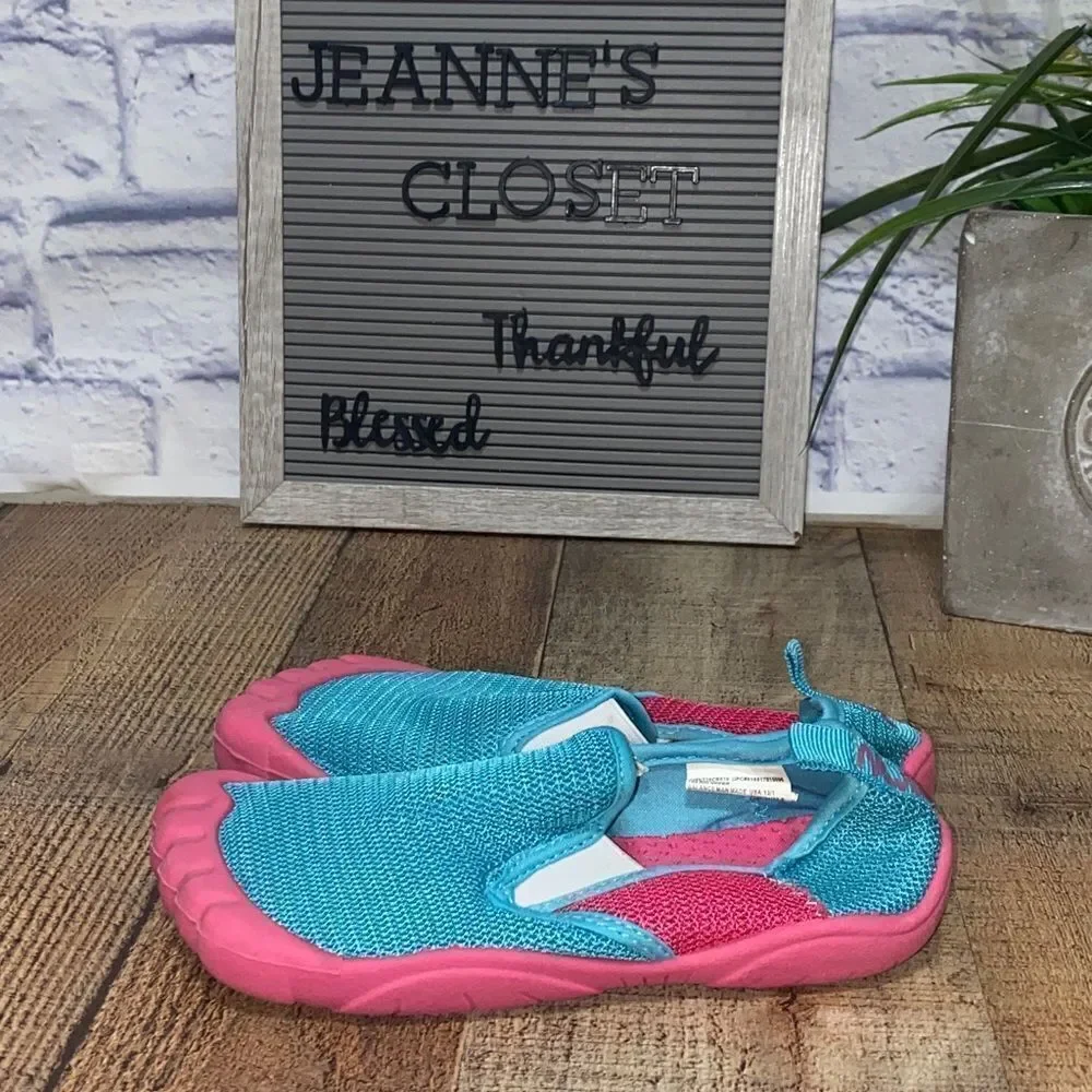 💜 Newtz Girls' Youth Water Shoes Size 13/1
